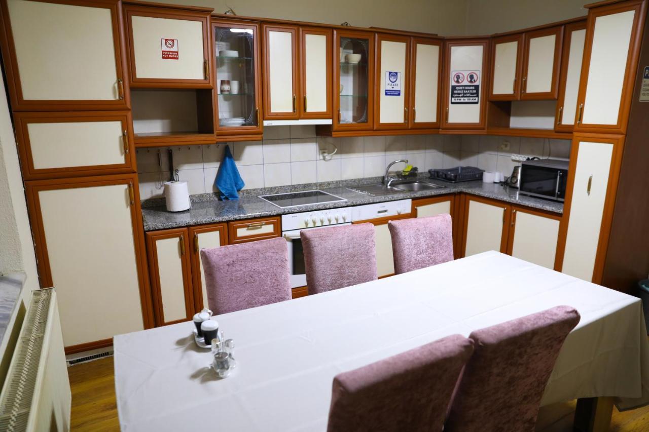 City Park Hostel بريشتاين المظهر الخارجي الصورة