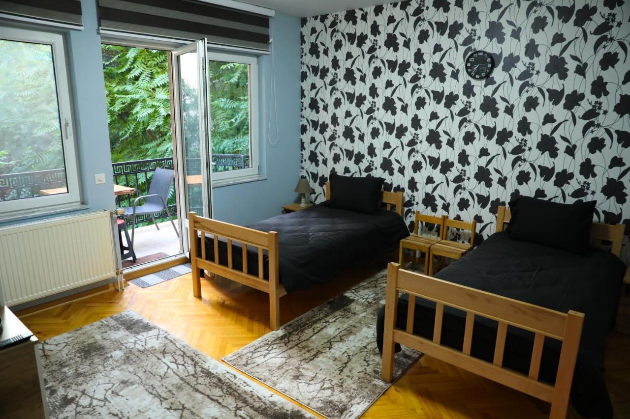 City Park Hostel بريشتاين المظهر الخارجي الصورة