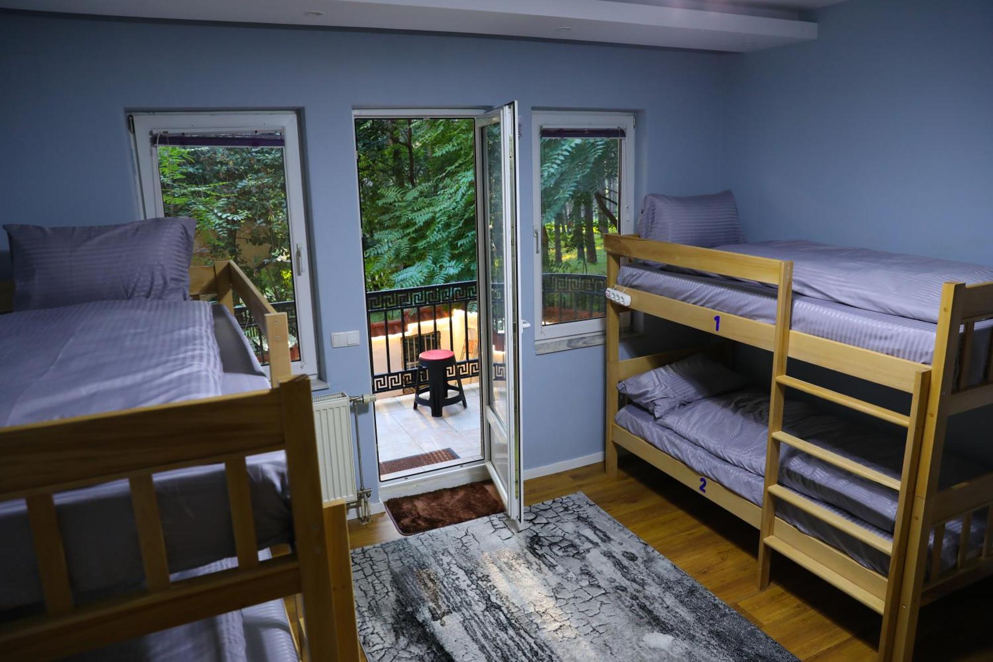 City Park Hostel بريشتاين المظهر الخارجي الصورة
